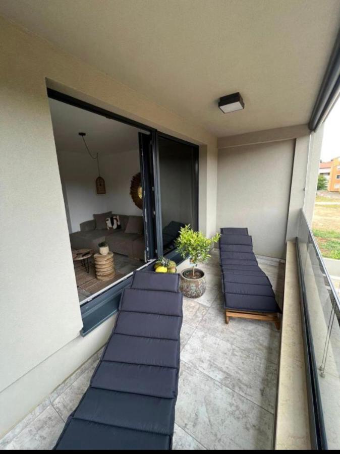 Apartmani CUBE A Medulin Exterior foto